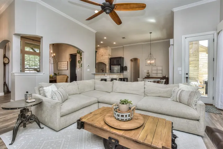 225 Gabriel Vis W, Georgetown, Texas 78633