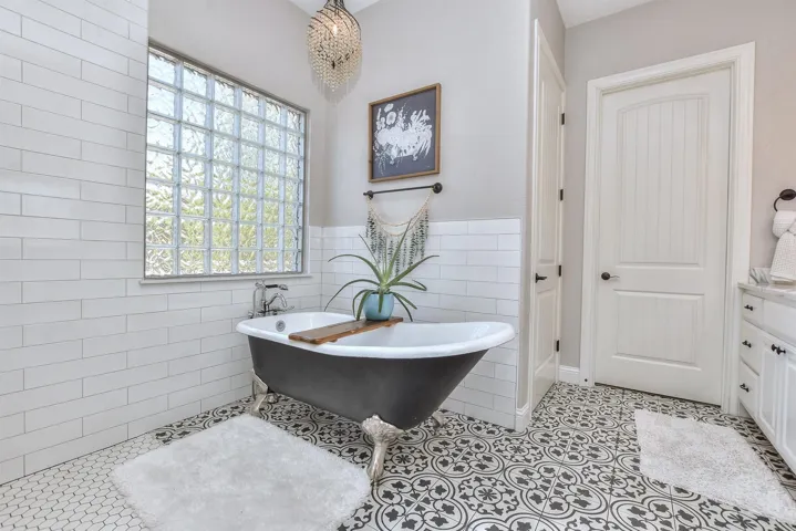 225 Gabriel Vis W, Georgetown, Texas 78633