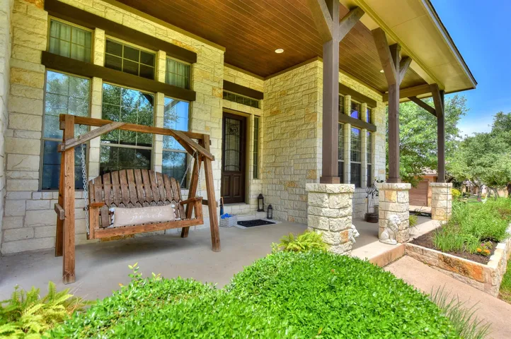 225 Gabriel Vis W, Georgetown, Texas 78633