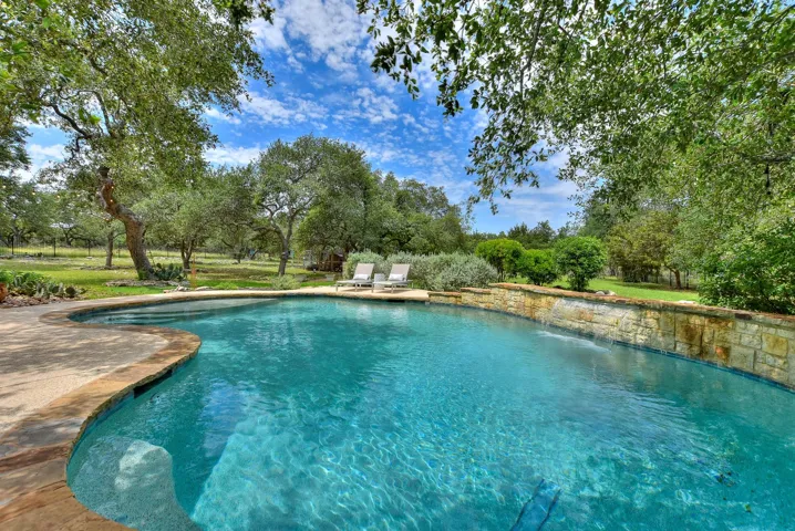 225 Gabriel Vis W, Georgetown, Texas 78633