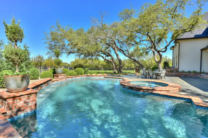 216 Vista Ln, Georgetown, Texas 78633