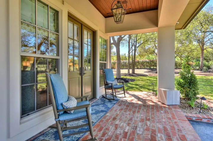 216 Vista Ln, Georgetown, Texas 78633