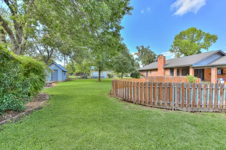 101 Candlelight Cir, Georgetown, Texas 78628