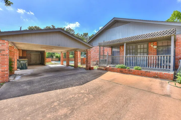 101 Candlelight Cir, Georgetown, Texas 78628