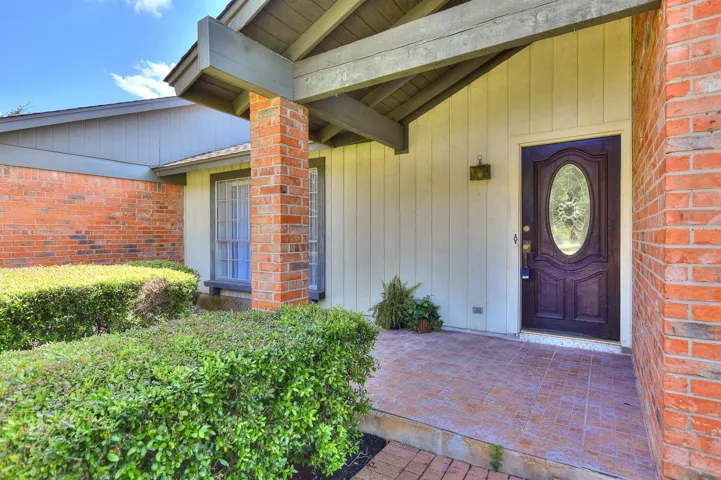 101 Candlelight Cir, Georgetown, Texas 78628