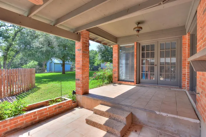 101 Candlelight Cir, Georgetown, Texas 78628