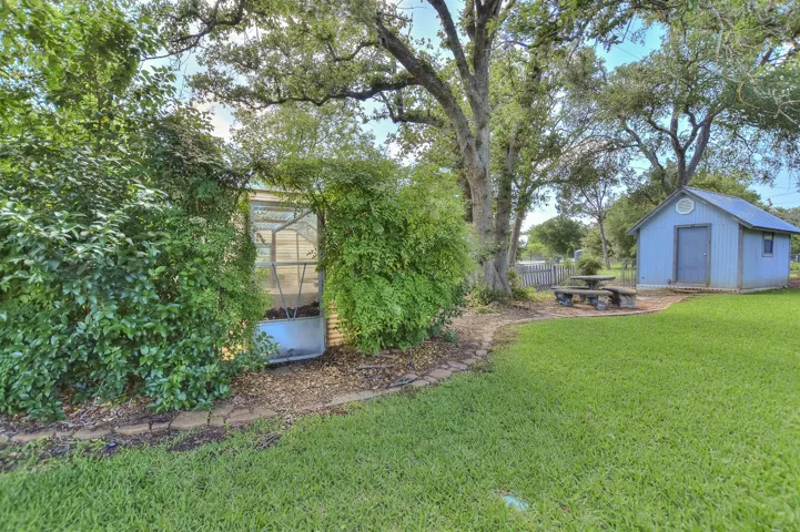 101 Candlelight Cir, Georgetown, Texas 78628