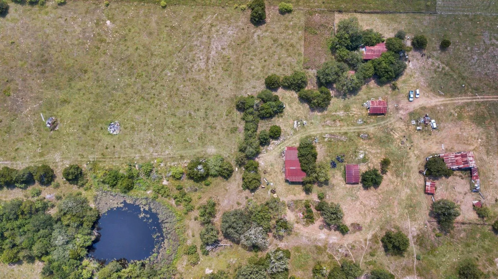 Photo 3 of 145 STOLLE LN