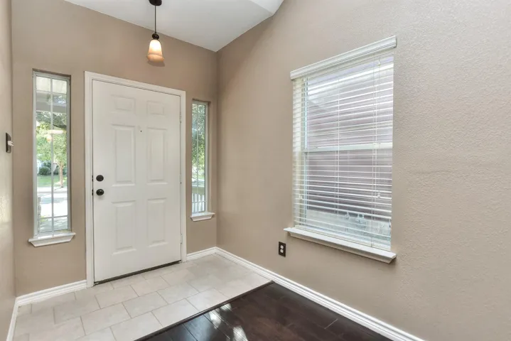 1007 Monadale Trl, Round Rock, Texas 78664