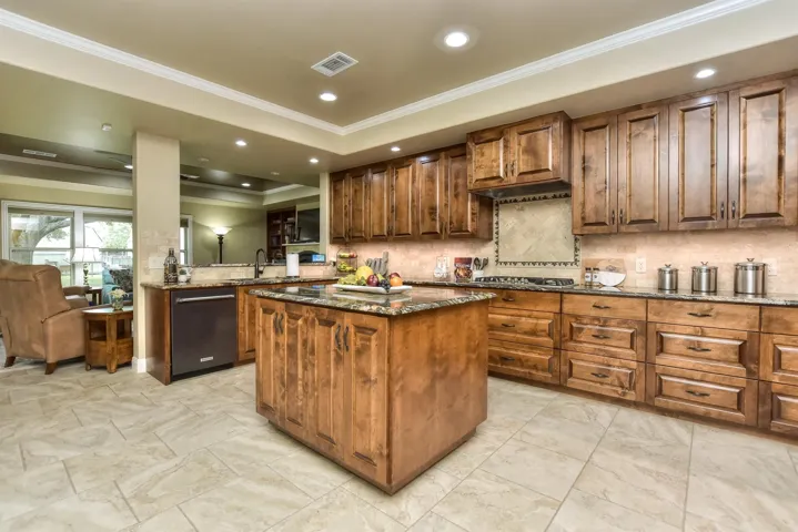 1705 Azores Dr, Pflugerville, Texas 78660