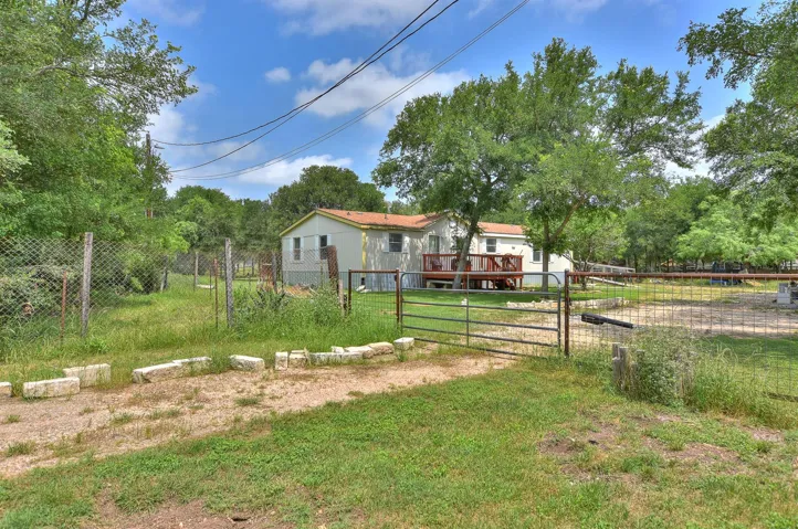 108 Forest Bend None, Dale, Texas 78616