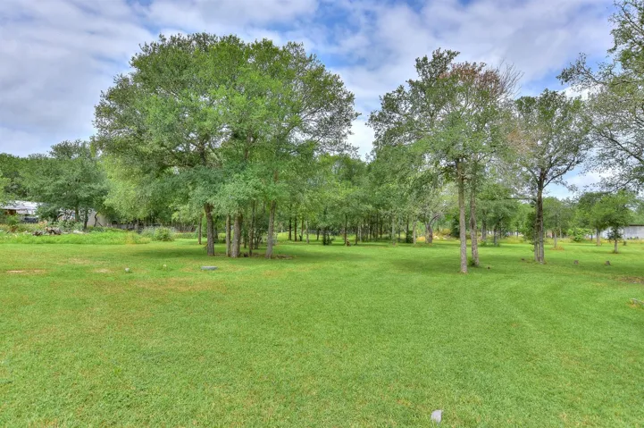 108 Forest Bend None, Dale, Texas 78616