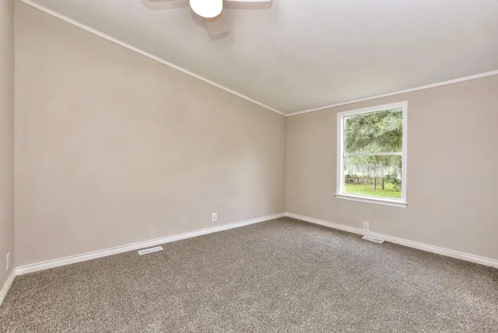 108 Forest Bend None, Dale, Texas 78616