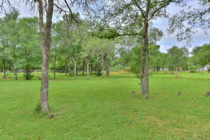 108 Forest Bend None, Dale, Texas 78616