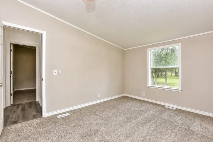 108 Forest Bend None, Dale, Texas 78616