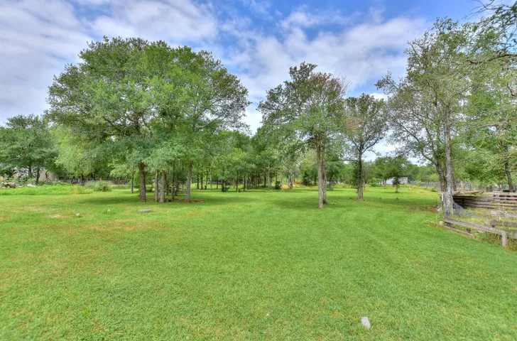 108 Forest Bend None, Dale, Texas 78616