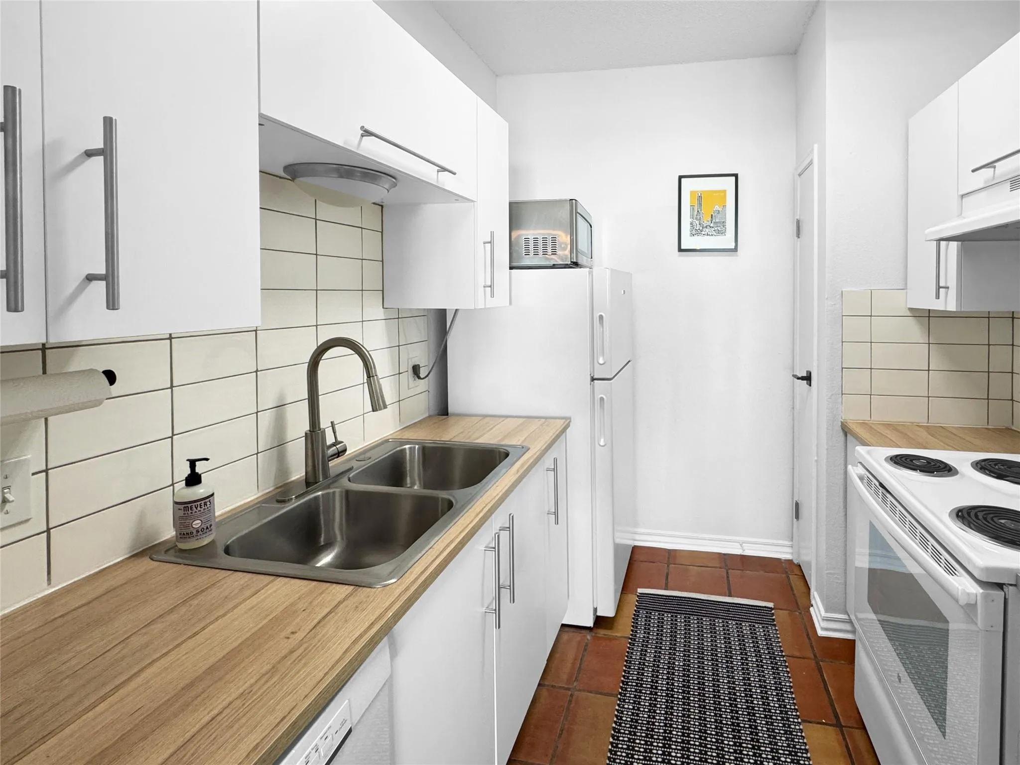 Photo 5 of 12166 METRIC BLVD #213