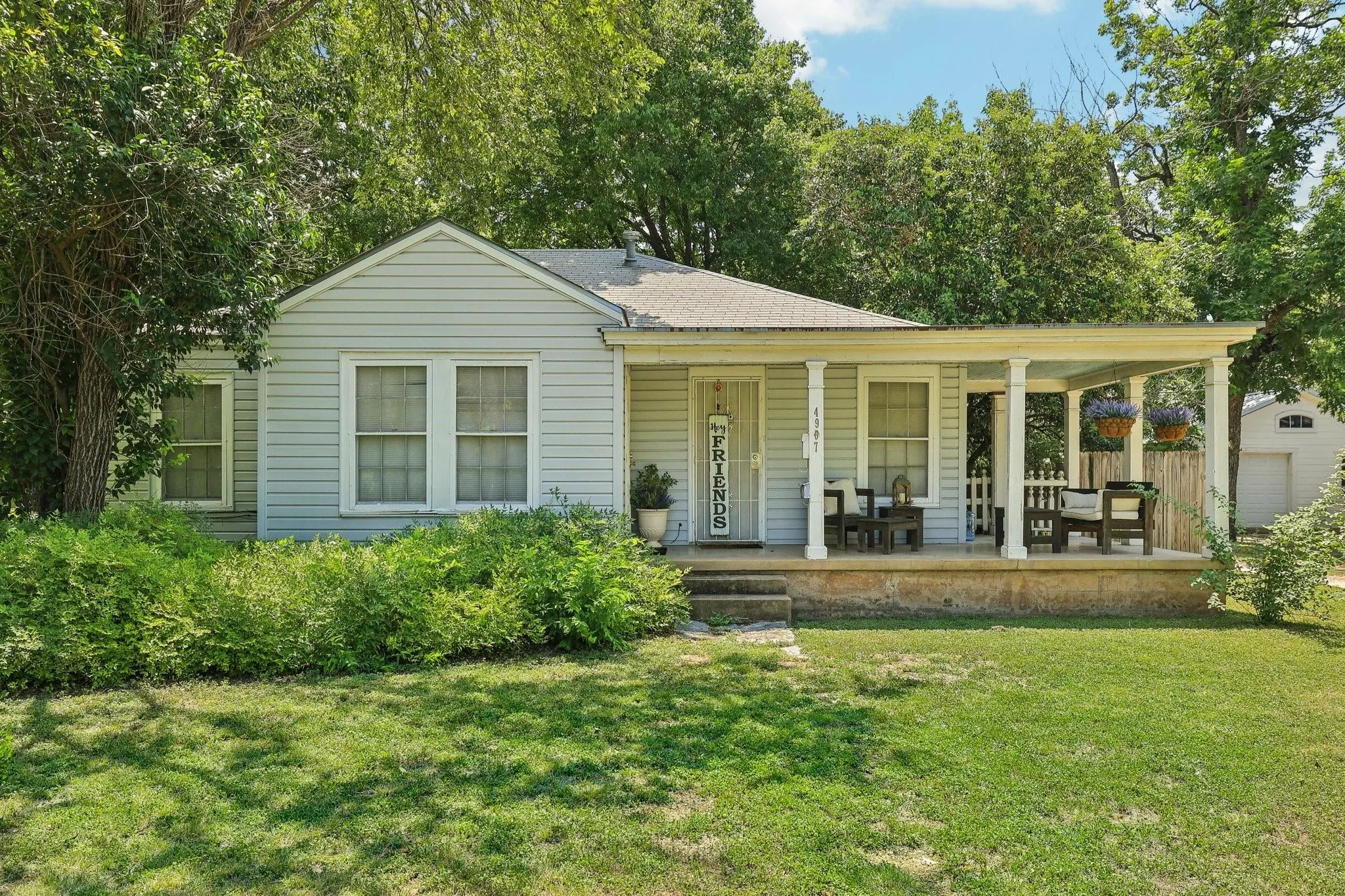 Photo of 4907 HARMON AVE, Austin, 78751