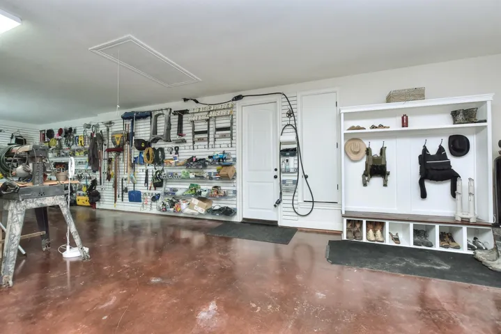 201 County Road 262 Rd, Georgetown, Texas 78633