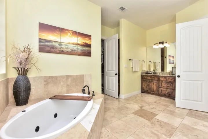 201 County Road 262 Rd, Georgetown, Texas 78633