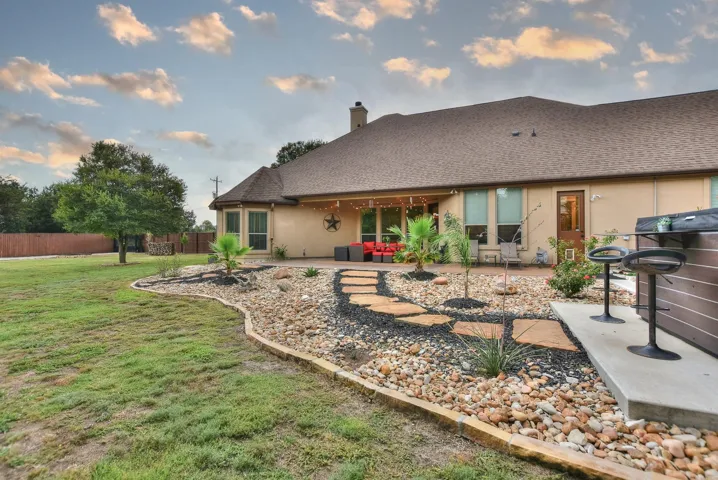 201 County Road 262 Rd, Georgetown, Texas 78633