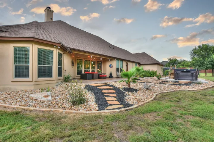 201 County Road 262 Rd, Georgetown, Texas 78633