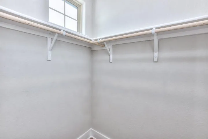 Closet in Cabana