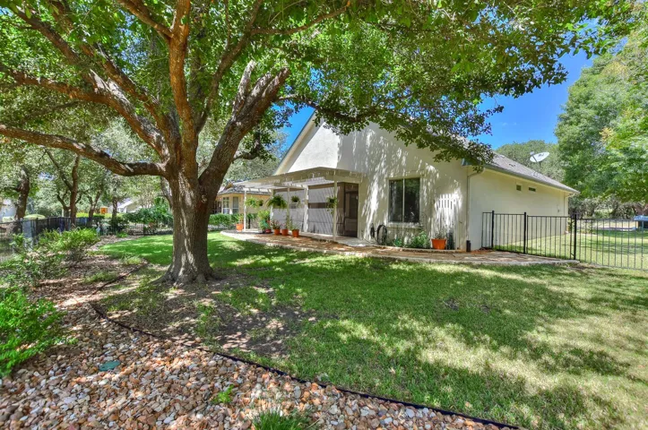 103 Whispering Wind Dr, Georgetown, Texas 78633