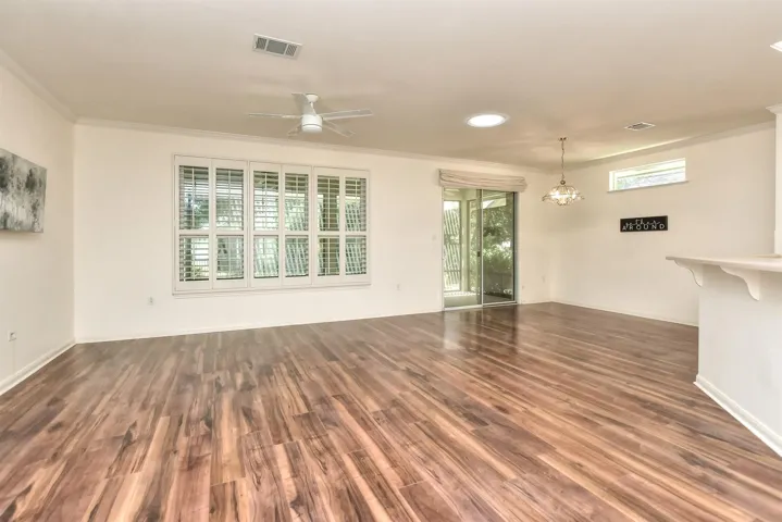 103 Whispering Wind Dr, Georgetown, Texas 78633