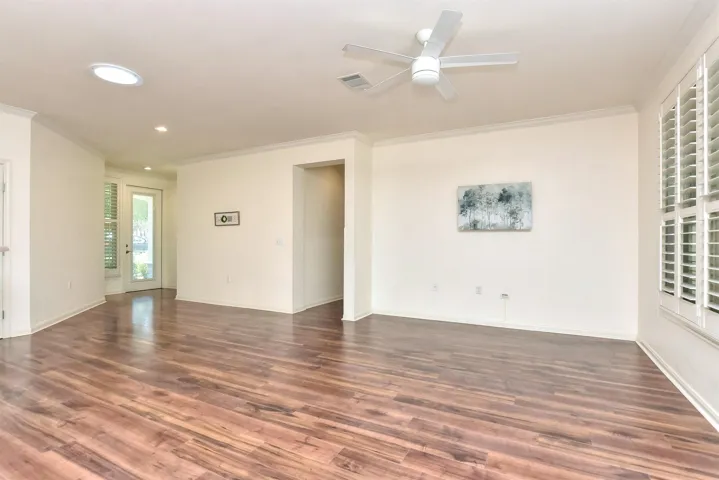 103 Whispering Wind Dr, Georgetown, Texas 78633