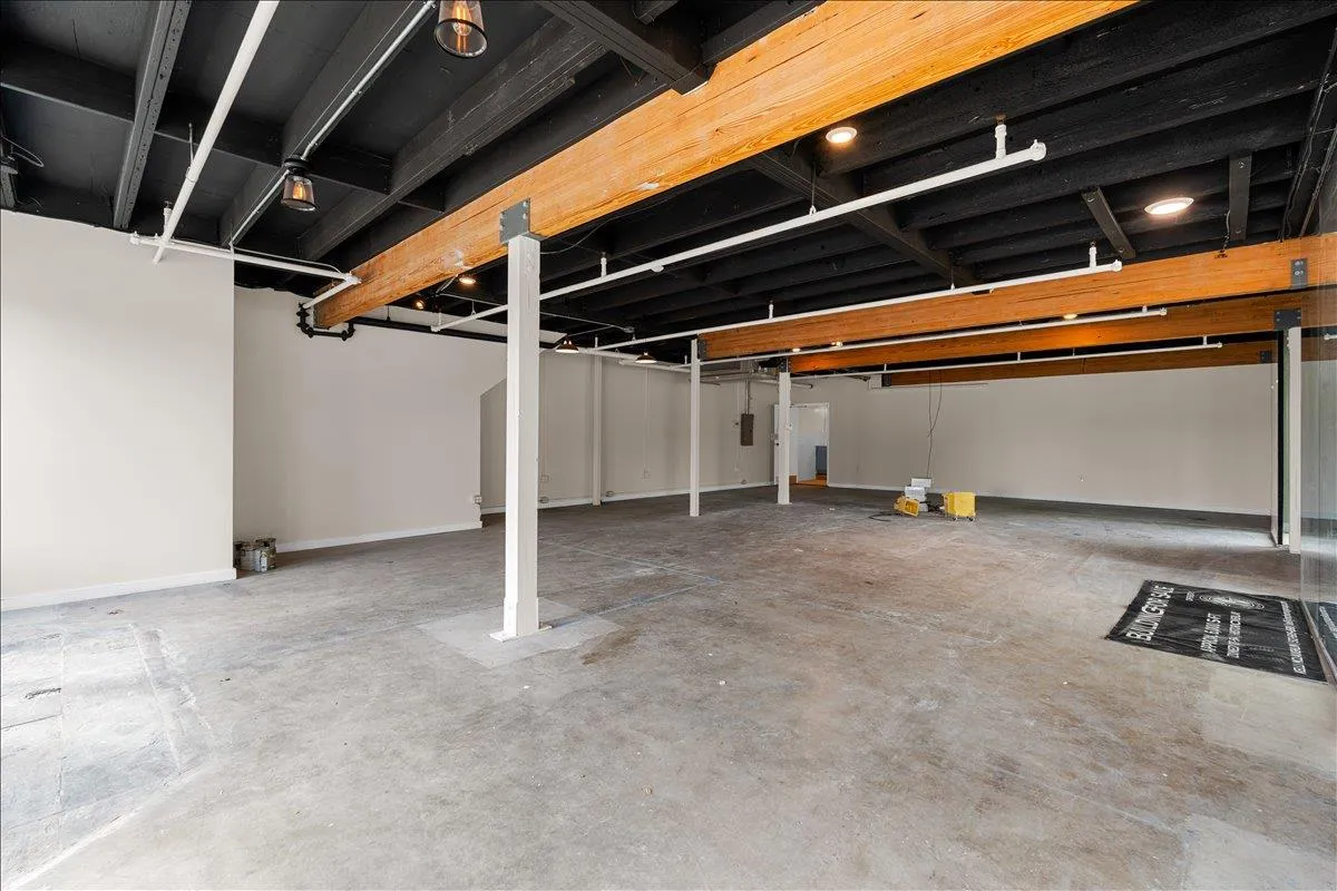 Photo 4 of 117 EAST ST