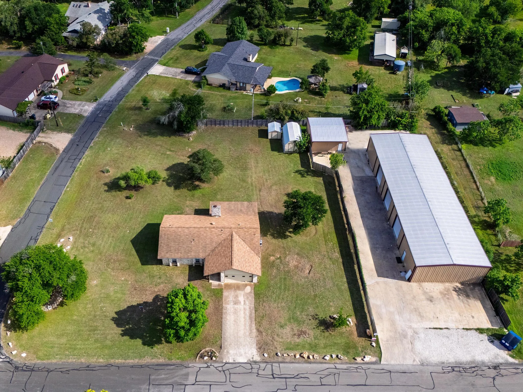 Photo 5 of 1612 SHENANDOAH DR