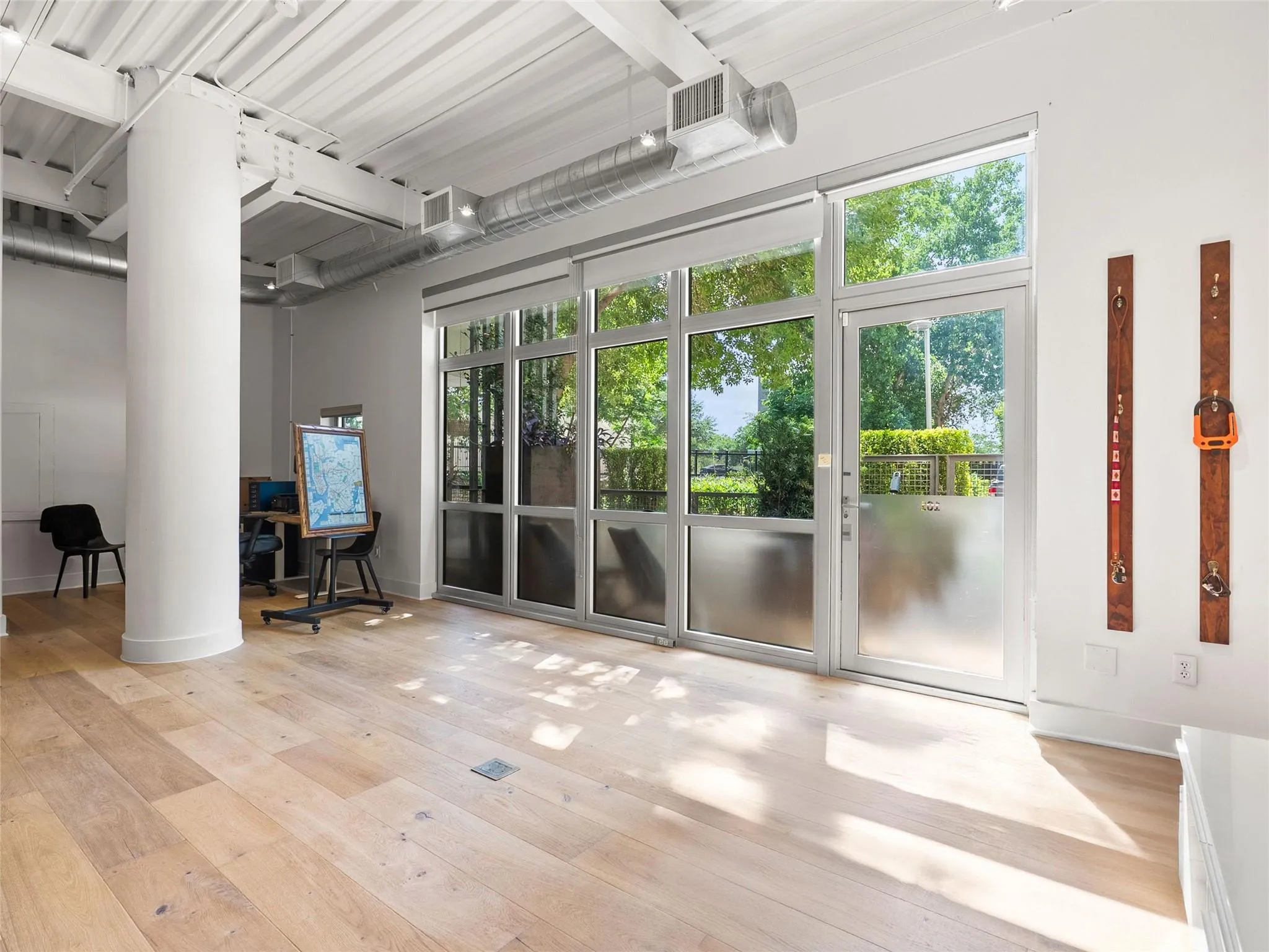 Photo 2 of 603 DAVIS ST #101