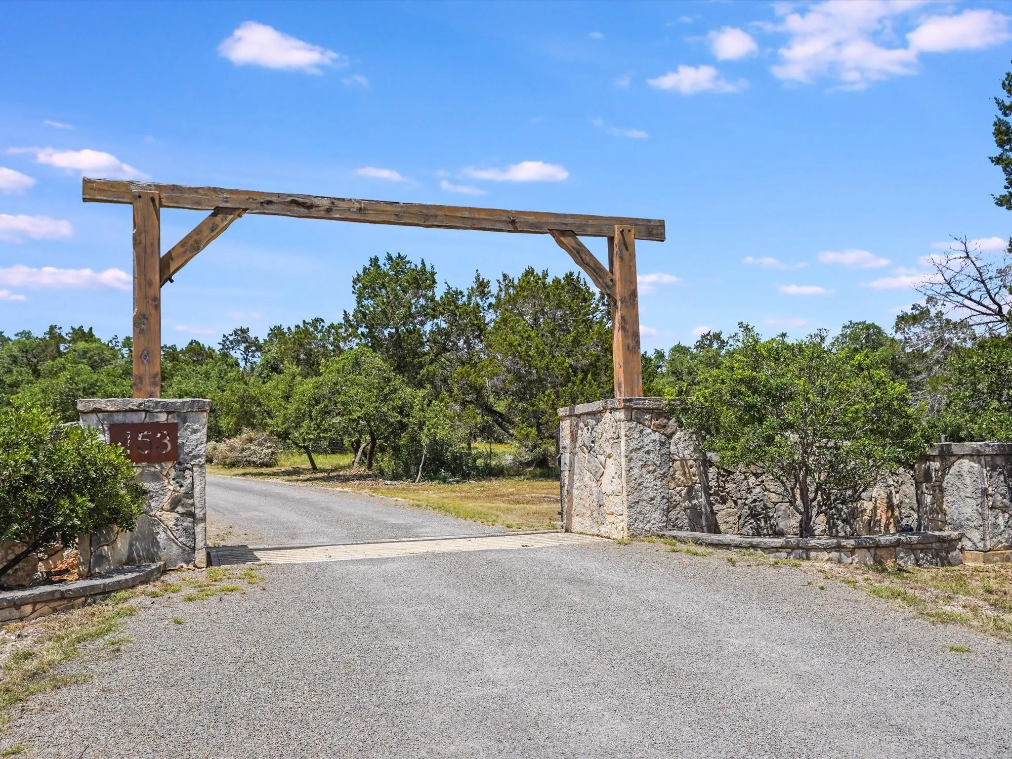 Photo of 453 LONE MAN MOUNTAIN RD, Wimberley, TX, 78676