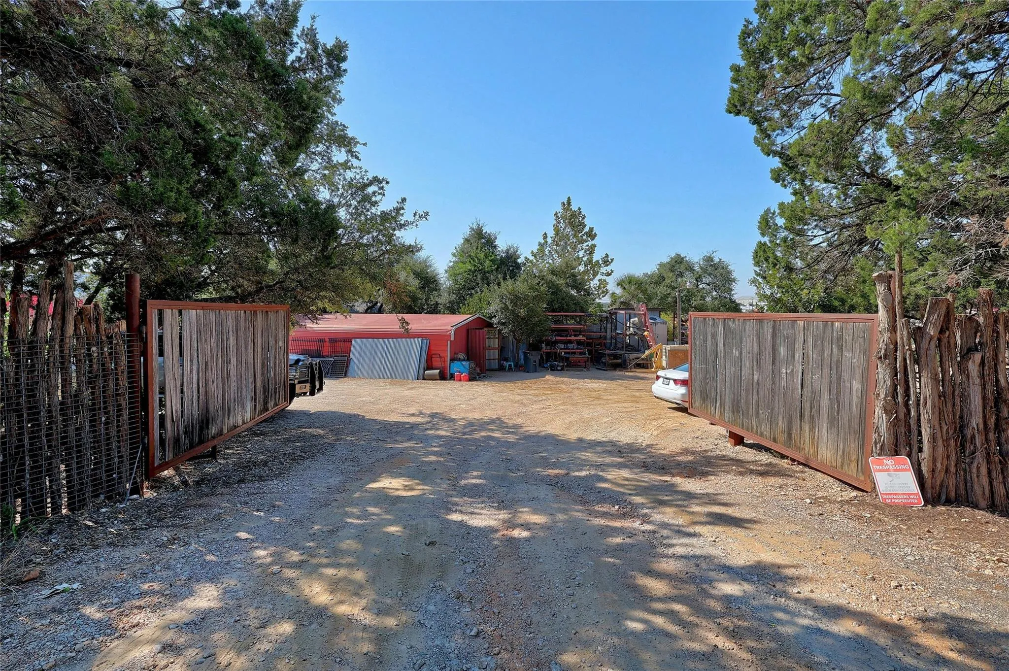 Photo 5 of 9114 HWY 290 W NONE