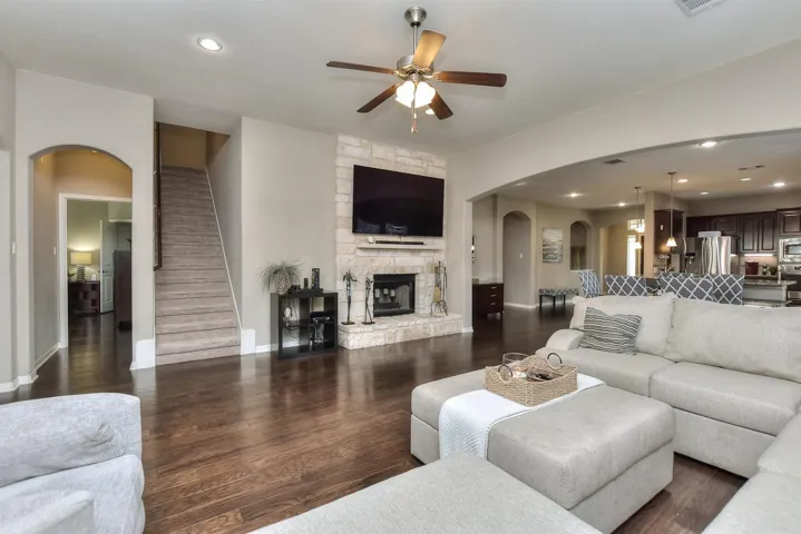 18900 Shallow Pond Trl, Pflugerville, Texas 78660