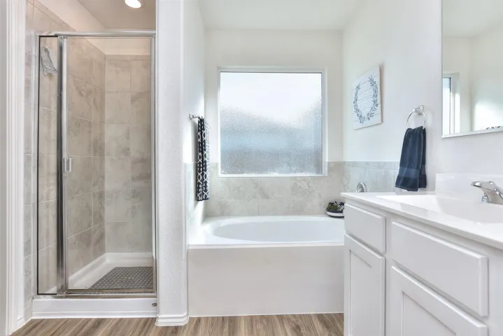101 Guardian Angel Ct, Jarrell, Texas 76537