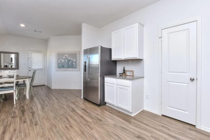 101 Guardian Angel Ct, Jarrell, Texas 76537