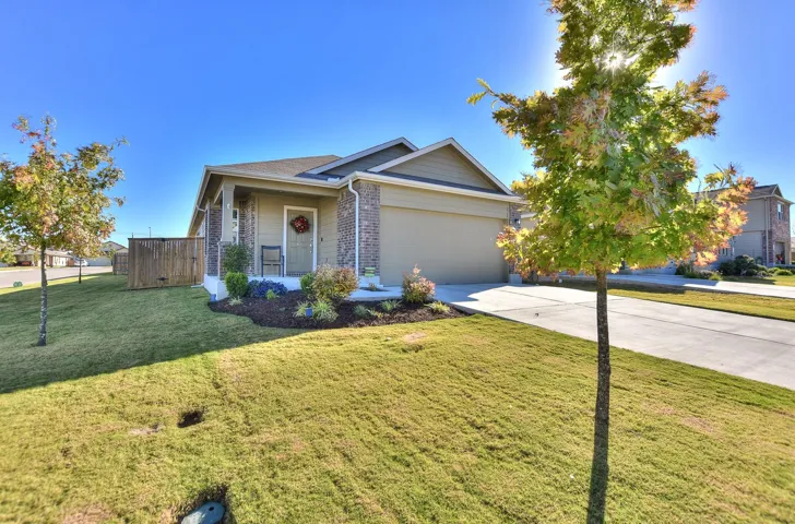 101 Guardian Angel Ct, Jarrell, Texas 76537