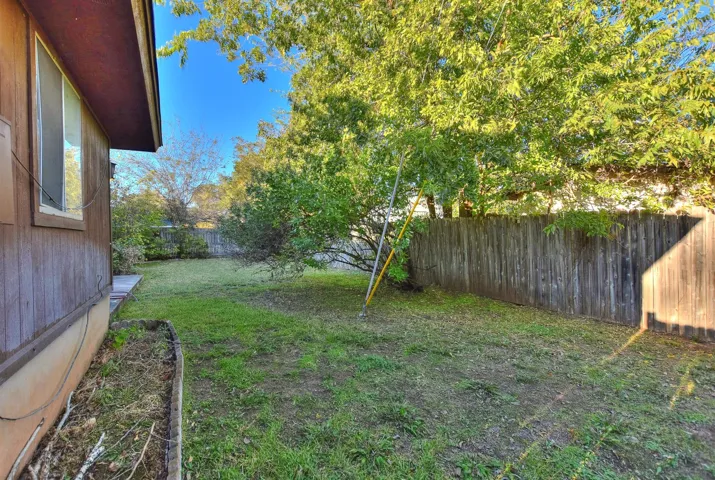 200 Pin Oak Dr, Georgetown, Texas 78628