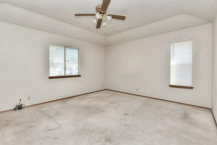 200 Pin Oak Dr, Georgetown, Texas 78628