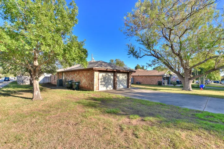 200 Pin Oak Dr, Georgetown, Texas 78628