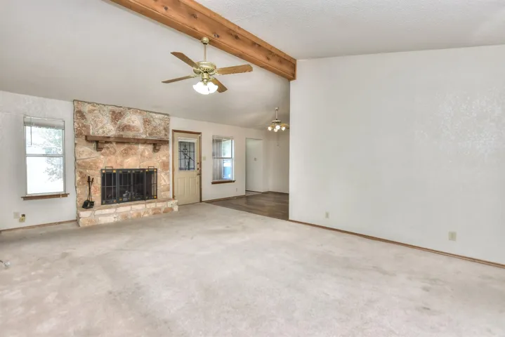 200 Pin Oak Dr, Georgetown, Texas 78628