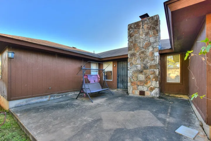 200 Pin Oak Dr, Georgetown, Texas 78628