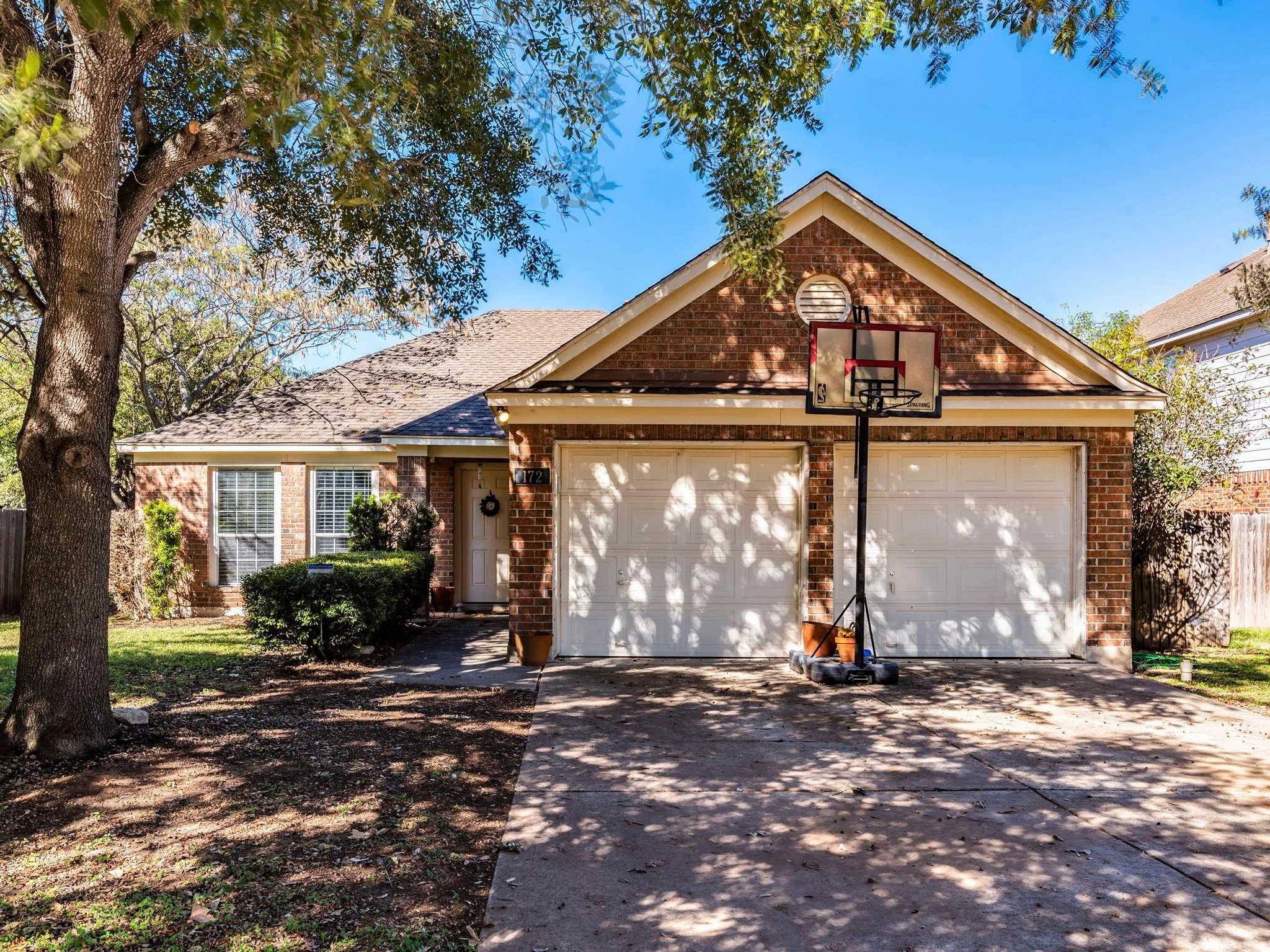Photo of 172 WINTER ST, Kyle, TX, 78640