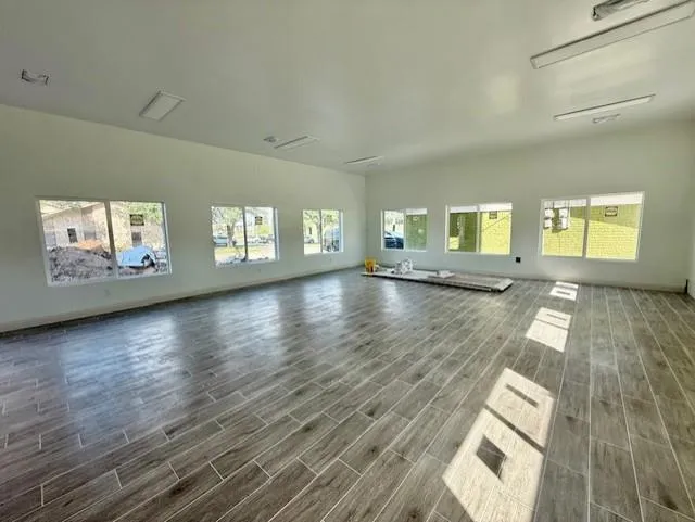 Photo 4 of 100 PAULA LN