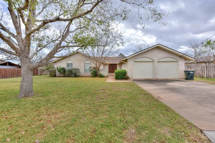 Beautiful 1 story home ready for your personal touches!