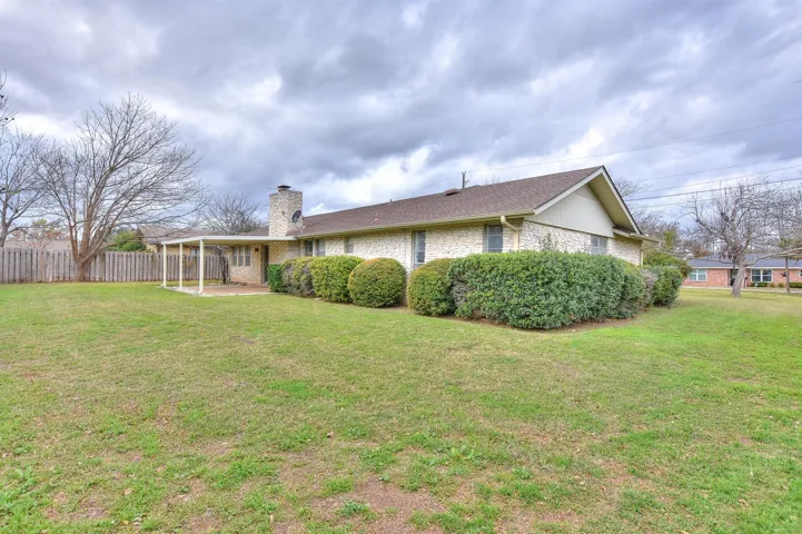 Fantastic opportunities to make this home yours!