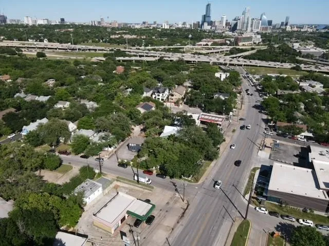 Photo of 2500 LAKE AUSTIN BLVD, Austin, TX, 78703