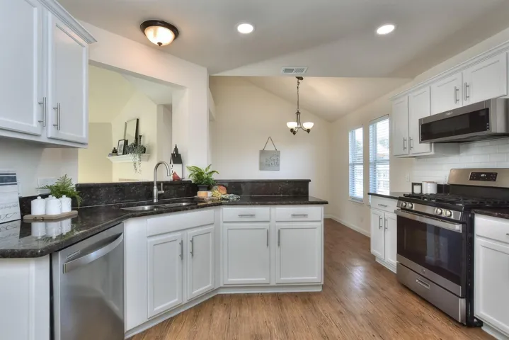 1614 Southwestern Blvd, Georgetown, Texas 78626